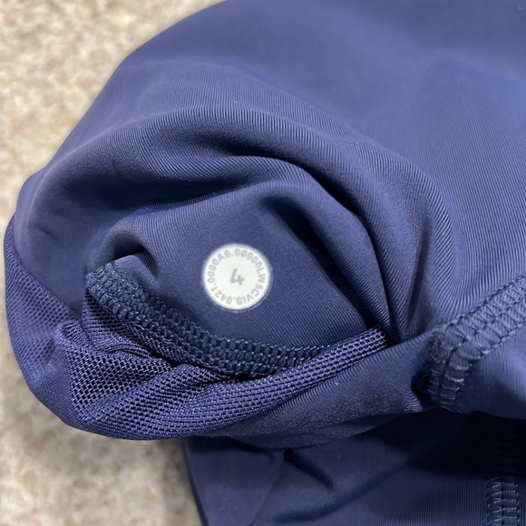NWOT lululemon Power Thru High Rise tight size 4 - Picture 3 of 5